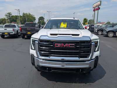 2024 GMC 2500 Crew Cab, $54495. Photo 3