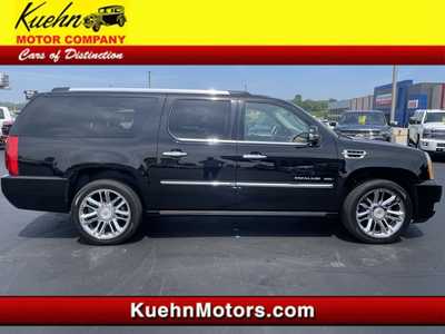 2014 Cadillac Escalade ESV, $28986. Photo 1