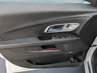 2017 Chevrolet Equinox, $11487. Photo 10