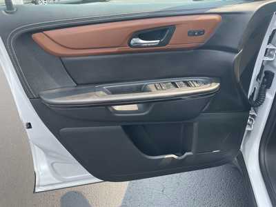 2017 Chevrolet Traverse, $16497. Photo 11