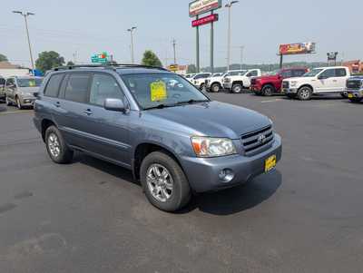 2007 Toyota Highlander, $8247. Photo 2