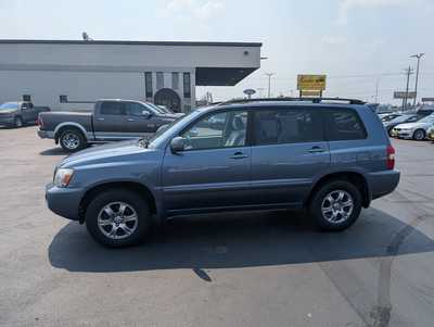 2007 Toyota Highlander, $8247. Photo 5