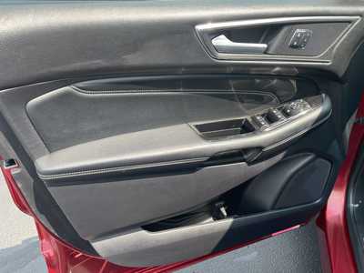 2017 Ford Edge, $16987. Photo 11