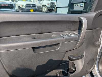 2013 Chevrolet Silverado 2500HD, $20387. Photo 12