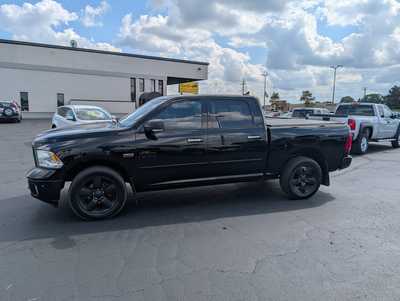 2014 RAM 1500 Crew Cab, $10927. Photo 5