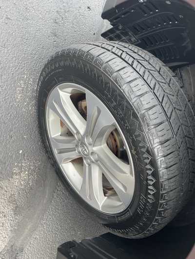 2013 Toyota Highlander, $11997. Photo 10