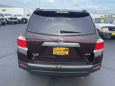 2013 Toyota Highlander, $11997. Photo 7