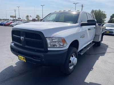2017 RAM 3500 Crew Cab, $36998. Photo 4