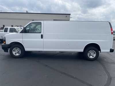 2022 Chevrolet Van,Cargo, $30900. Photo 5