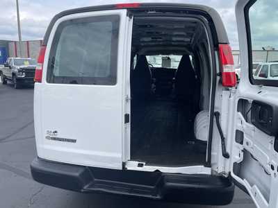 2022 Chevrolet Van,Cargo, $30900. Photo 9