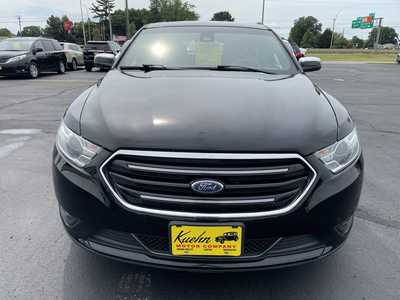 2018 Ford Taurus, $11997. Photo 3