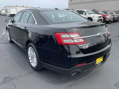 2018 Ford Taurus, $11997. Photo 6