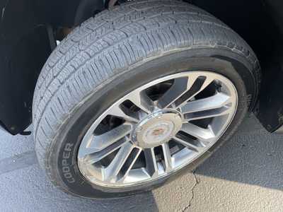 2013 Cadillac Escalade ESV, $13997. Photo 10