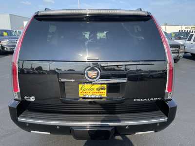 2013 Cadillac Escalade ESV, $13997. Photo 7
