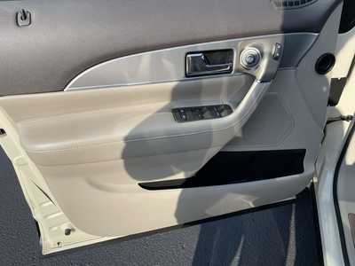 2014 Lincoln MKX, $9997. Photo 11