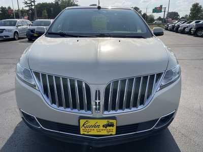 2014 Lincoln MKX, $9997. Photo 3