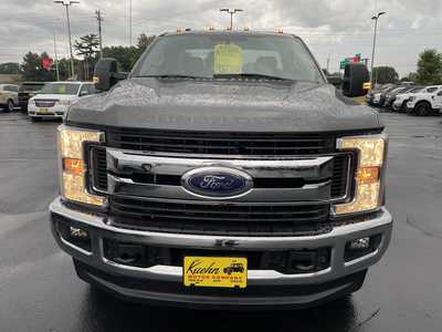 2019 Ford F250 Reg Cab, $31997. Photo 3