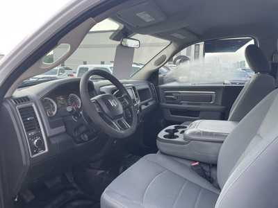 2017 RAM 3500 Reg Cab, $18997. Photo 12