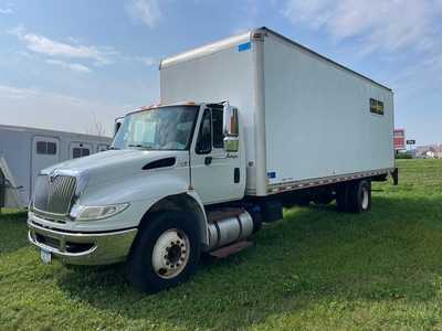 2015 International 4200, $29995. Photo 2