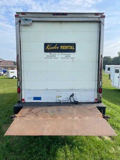 2015 International 4200, $29995. Photo 5