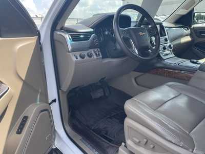 2016 Chevrolet Suburban, $17497. Photo 12