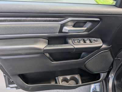 2021 RAM 1500 Crew Cab, $34900. Photo 12