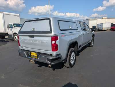 2022 Chevrolet 2500 Crew Cab, $32997. Photo 8