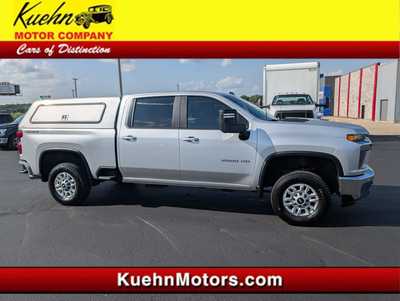 2022 Chevrolet 2500 Crew Cab, $32997. Photo 1