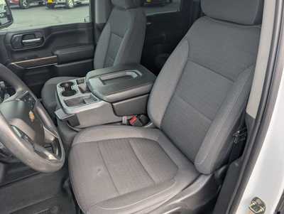 2020 Chevrolet 3500 Crew Cab, $36485. Photo 12