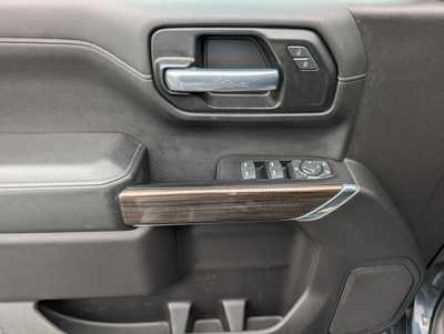 2020 Chevrolet 1500 Crew Cab, $28997. Photo 12
