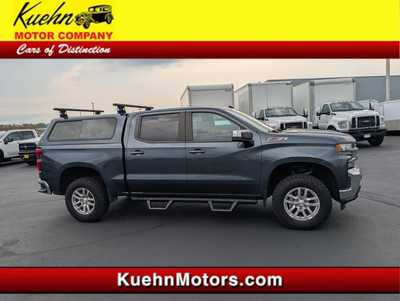 2020 Chevrolet 1500 Crew Cab, $28997. Photo 1