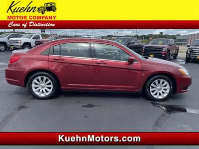 2011 Chrysler 200, $5495. Photo 1