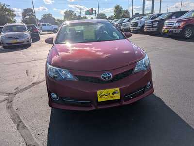 2012 Toyota Camry, $12986. Photo 3