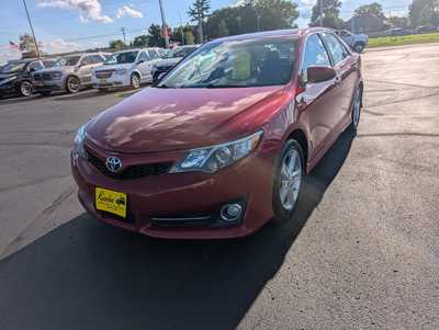 2012 Toyota Camry, $12986. Photo 4