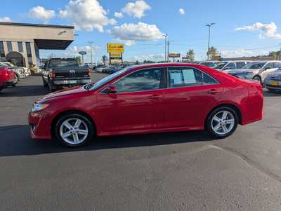 2012 Toyota Camry, $12986. Photo 5