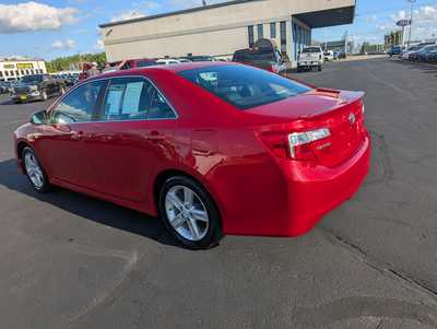 2012 Toyota Camry, $12986. Photo 6