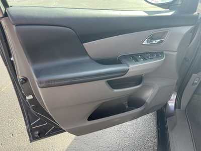 2016 Honda Odyssey, $14495. Photo 12