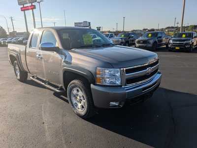 2011 Chevrolet 1500 Ext Cab, $14495. Photo 2
