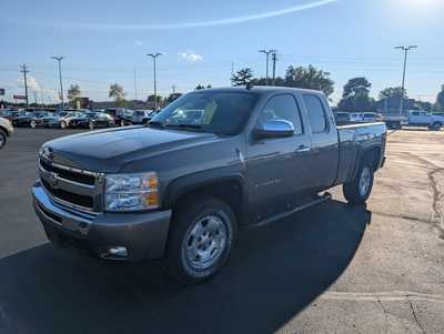 2011 Chevrolet 1500 Ext Cab, $14495. Photo 4