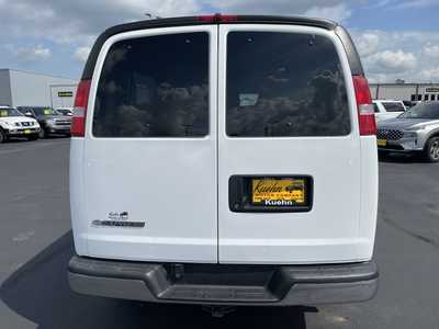 2017 Chevrolet Express Passenger, $21992. Photo 7
