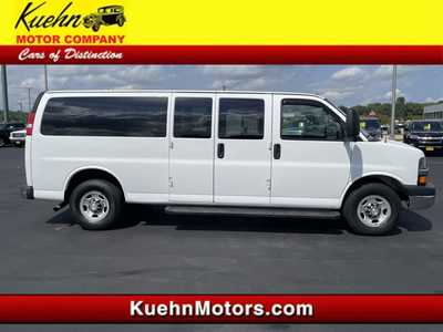 2017 Chevrolet Express Passenger, $21992. Photo 1