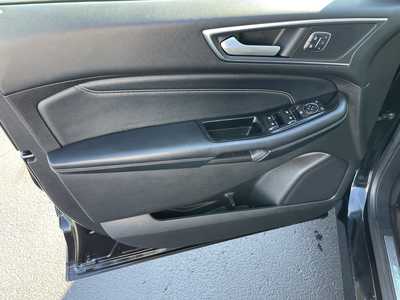 2017 Ford Edge, $17998. Photo 12