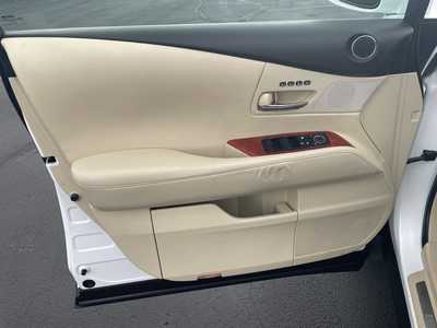 2010 Lexus RX 350, $13986. Photo 12