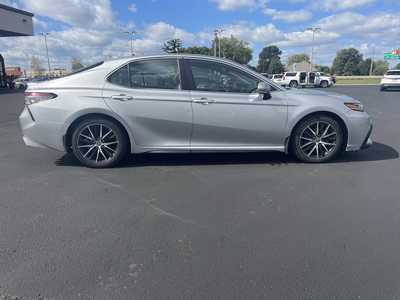 2023 Toyota Camry, $22995. Photo 6