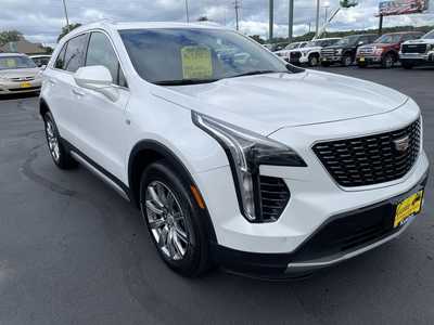 2019 Cadillac XT4, $24998. Photo 2