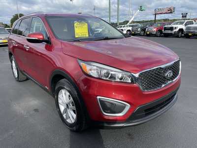 2018 Kia Sorento, $14495. Photo 2