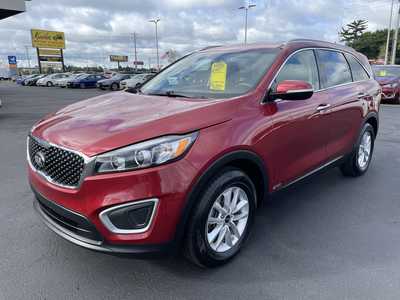 2018 Kia Sorento, $14495. Photo 4