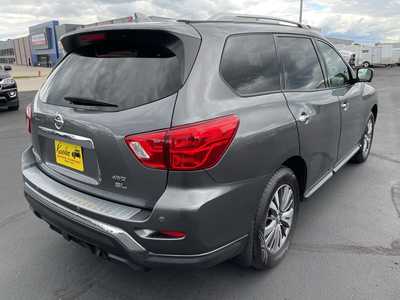 2019 Nissan Pathfinder, $17498. Photo 8