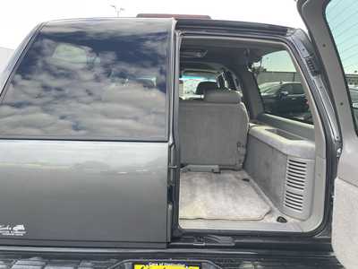 1999 Chevrolet Suburban, $15998. Photo 10