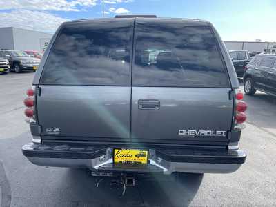 1999 Chevrolet Suburban, $15998. Photo 7
